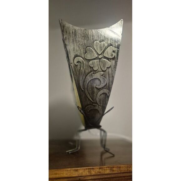Beautiful BUTTERFLY Stained Glass Lamp Light Metal Large 17 X 12 Electric EUC - Picture 4 of 7